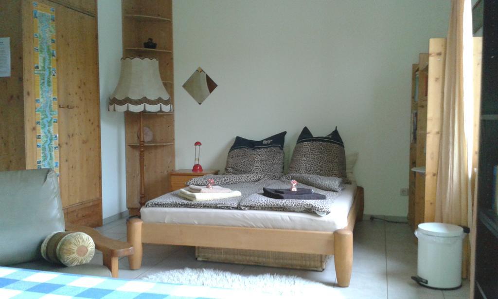 B&B Am See Koeln - Privatzimmer Zewnętrze zdjęcie
