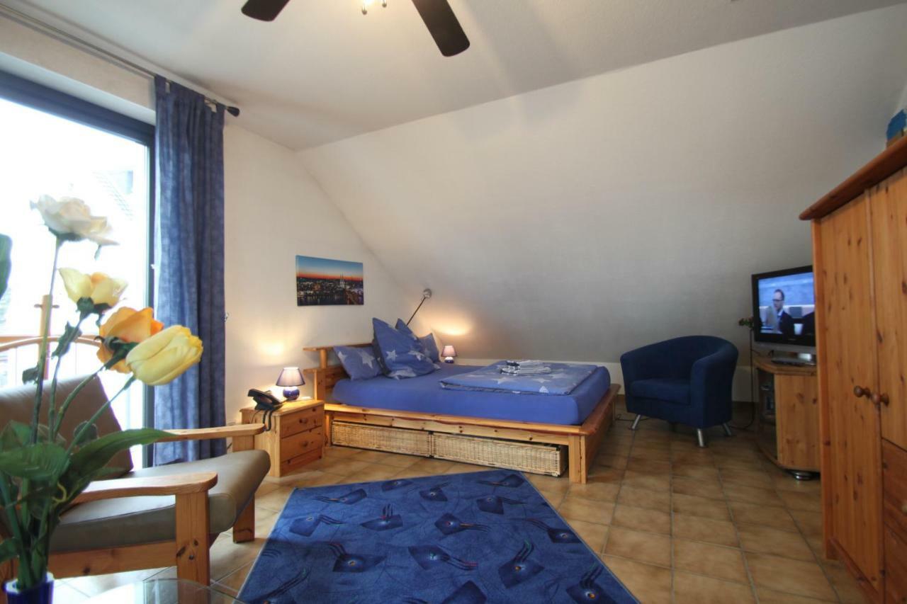 B&B Am See Koeln - Privatzimmer Zewnętrze zdjęcie